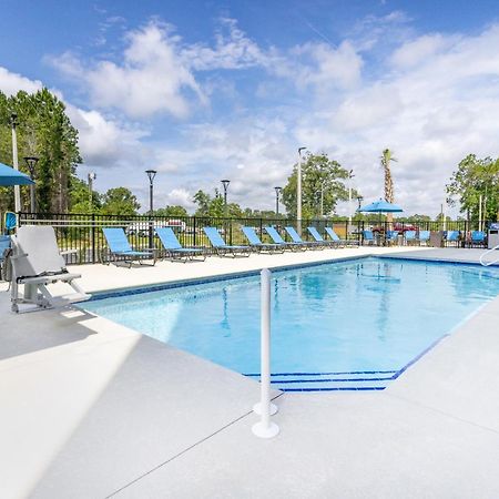 La Quinta Inn & Suites By Wyndham Βαλντόστα Εξωτερικό φωτογραφία