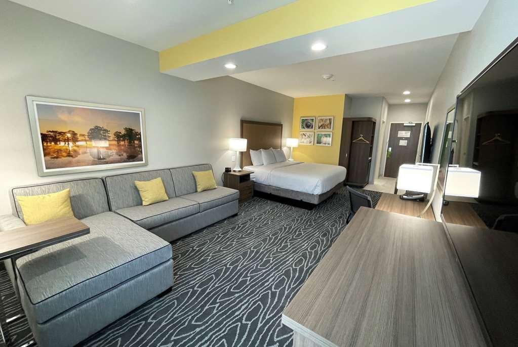 La Quinta Inn & Suites By Wyndham Βαλντόστα Δωμάτιο φωτογραφία