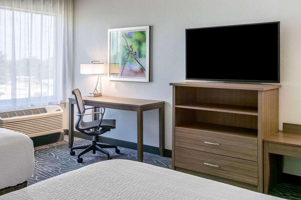 La Quinta Inn & Suites By Wyndham Βαλντόστα Δωμάτιο φωτογραφία