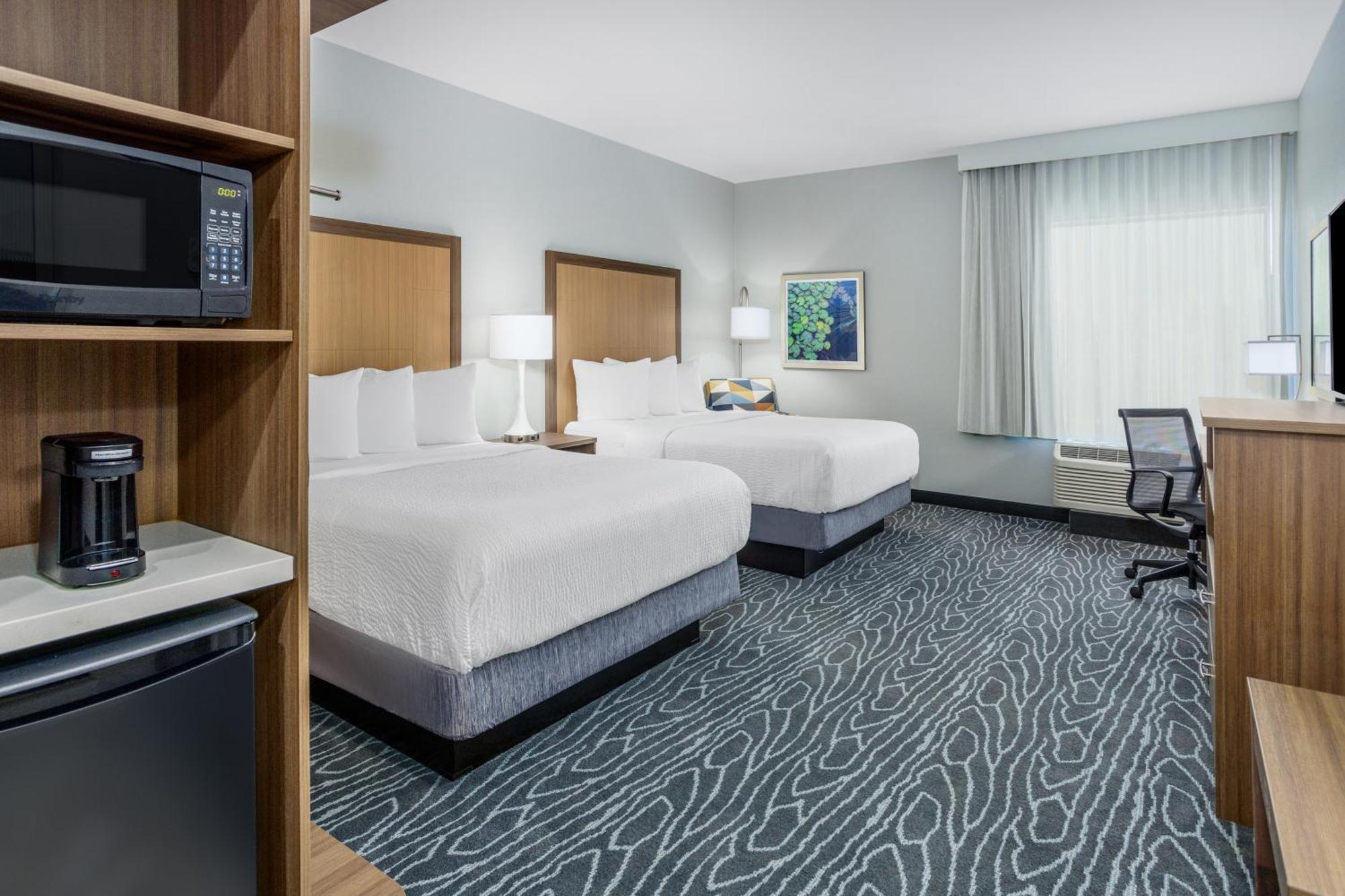 La Quinta Inn & Suites By Wyndham Βαλντόστα Εξωτερικό φωτογραφία
