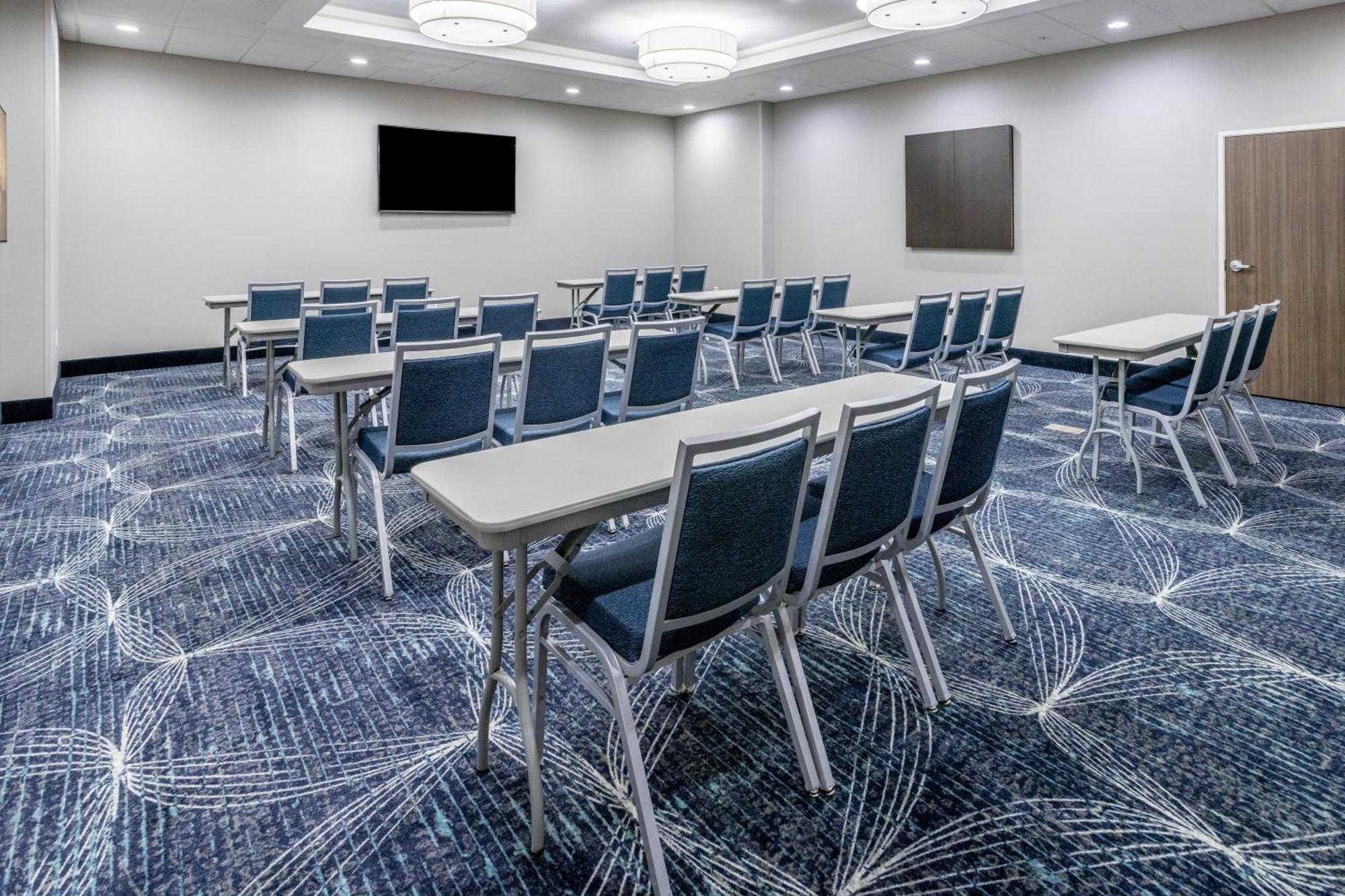 La Quinta Inn & Suites By Wyndham Βαλντόστα Εξωτερικό φωτογραφία